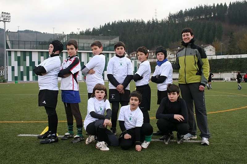 La &Uacute;nica en la Concentraci&oacute;n de Rugby Escuela de Logro&ntilde;o
